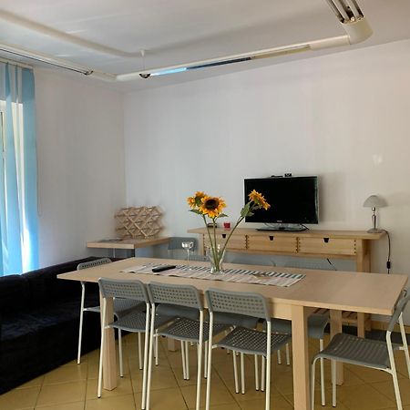 Yacht Club Apartamenty Radzyń Екстериор снимка