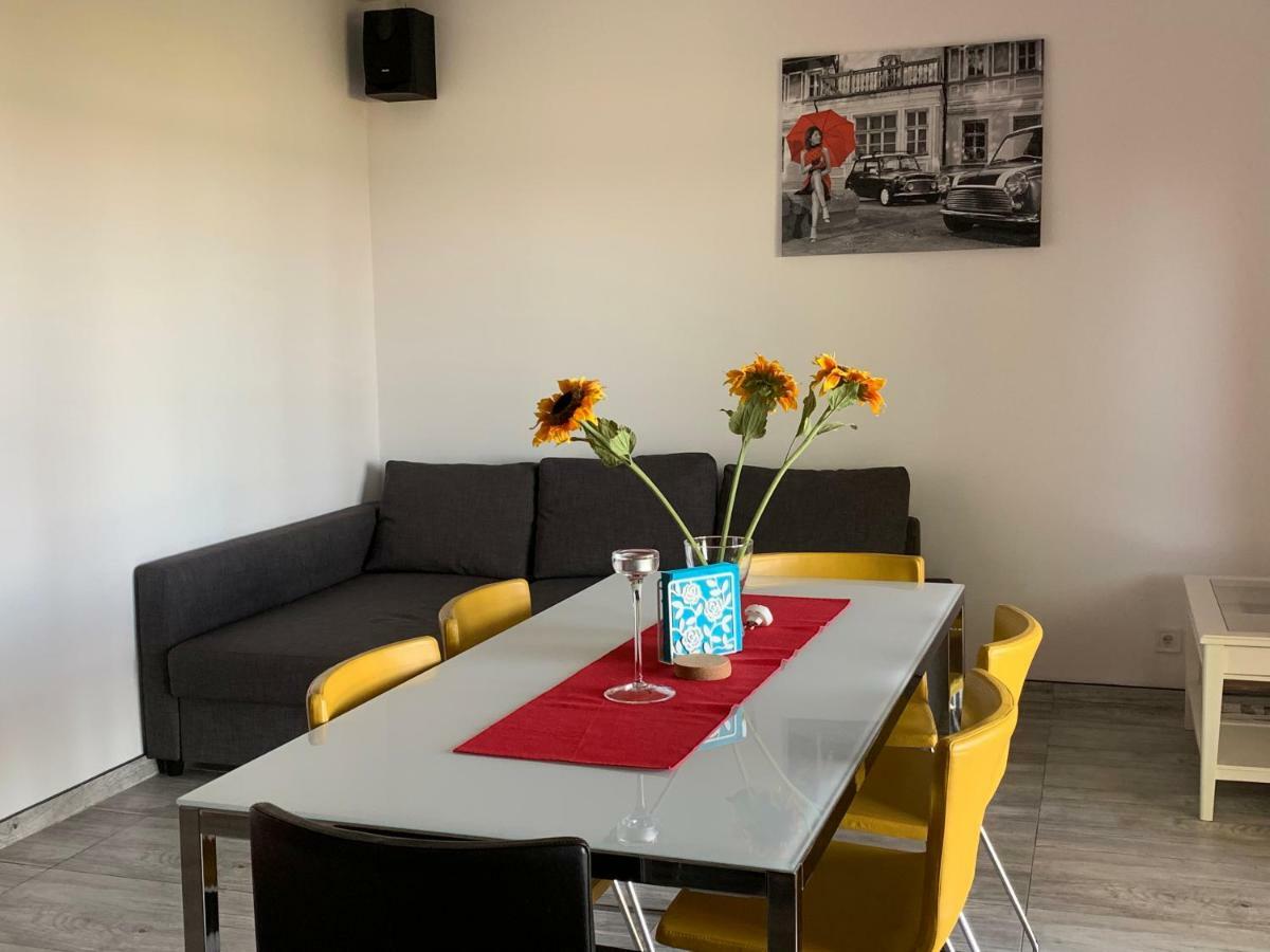 Yacht Club Apartamenty Radzyń Екстериор снимка